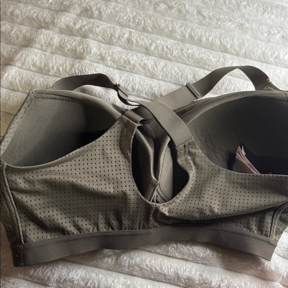 Victoria's Secret Taupe Sports Bra - Picture 2 of 4